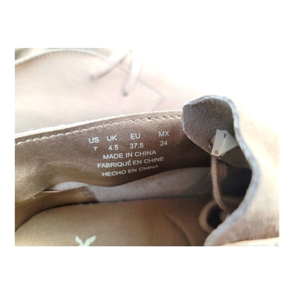 American Eagle Outfitters Tan Suede Chukka Sneakers - Picture 5 of 10